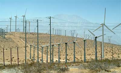 Wind turbines near Palm Springs, California. Photo: Freefoto.com