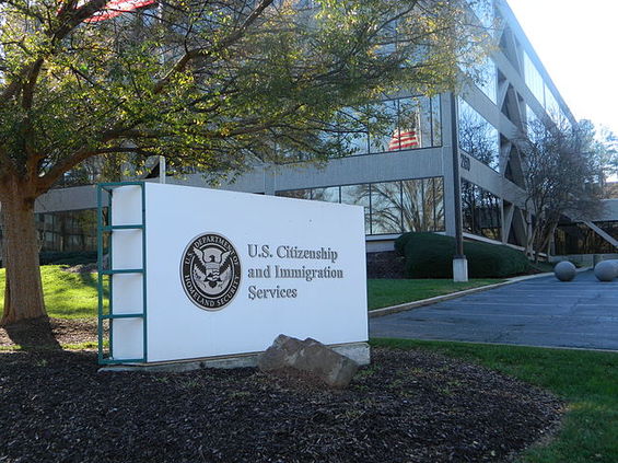 USCIS.jpg