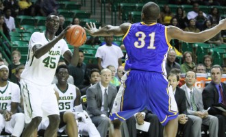 Baylor dominates McNeese State 80-39