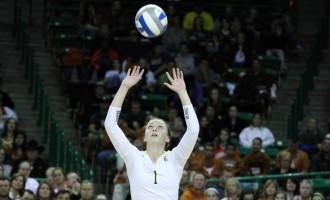 Baylor volleyball falls to Texas 3-1