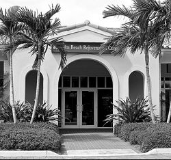 A 2007 raid on the Palm Beach Rejuvenation Center was the result of the biggest anti-aging sting in Florida history. But many charged in that case are now back in business.