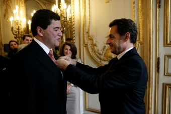 April 10, 2008 – French President Nicolas Sarkozy awarded NIH Director Dr. Elias A. Zerhouni the Légion d'honneur (French National Order of the Legion of Honor), the highest decoration in France. In the United States, Generals of the Army Dwight D. Eisenhower and Douglas MacArthur, are among the Americans who have received the honor. Others include General Wesley Clark, actor Kirk Douglas, film producer and actor Clint Eastwood, and former Secretary of State Colin Powell. (Photo Credit: Service Photo Elysée A.R.)