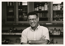 [Paul Berg in lab]. 1984.