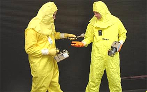 Image of two Radiation Protection workers