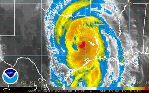 Tropical Storm Ike moves towards eastern Texas