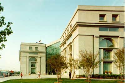 Photo of the Marshall Judiciary Building