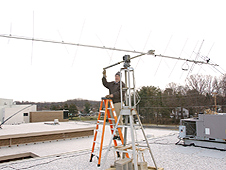 ARRIS volunteers set up a relay station on a school roof
