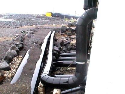 Pipe lines connected to the resevoirs or to the culture tanks directly.