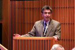 Duke-HHMI Researcher Delivers Rodbell Lecture