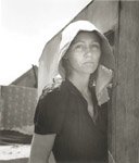  an April 1940 image of a migrant farm woman in Kern County, California