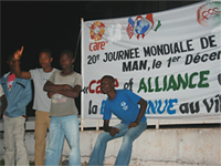 To mark World AIDS Day, the Cote d’Ivoire PEPFAR team took its ‘HIV/AIDS Road Show’ to Danane and Man, two major cities controlled by the New Forces (former Ivorian rebels) in Western Cote d’Ivoire.  The aim of these outreach programs was to sensitize people, especially youth, living in the remotest parts of the country about how to prevent HIV/AIDS. Both sessions drew on a series of short films made by young Africans that address sensitive aspects related to HIV/AIDS by drawing on realistic situations presented in entertaining ways. Photo by Cote d’Ivoire PEPFAR team