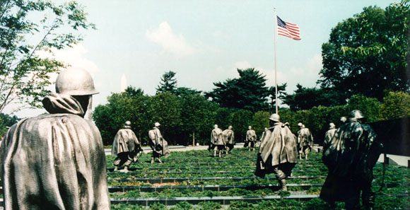 Click here to see an enlarged view of the statues.