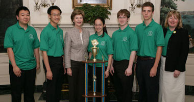 Mrs. Laura Bush welcomes the 2006 National Science Bowl 