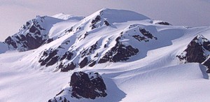 Photo of upper Gulkana Glacier on May 2, 2003.