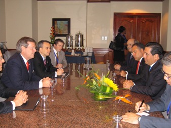 January 14, 2008 – The U.S. Delegation meets with the President of Panamá, the Honorable Martín Erasto Torrijos Espino, and the First Vice President and Foreign Minister of Panamá, the Honorable Samuel Lewis Navarro, before the inauguration of the Honorable Álvaro Colóm as President of the Republic of Guatemala, in Guatemala City.
