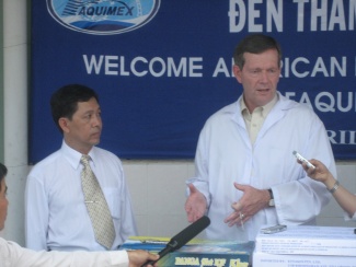 April 16, 2008 – U.S. Secretary of Health and Human Services, Michael O. Leavitt at the fish factory. (Photo Credit: Christopher Hickey)