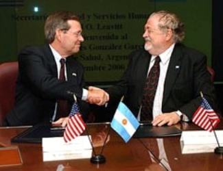 The Honorable Michael O. Leavitt meets with the Honorable Mario Ginés González Garcia, the Minister of Health of the Republic of Argentina to sign an Agreement Relevant to Health.