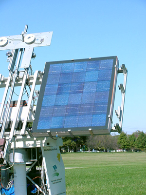 Mobile Solar Tracker for evaluating the performance of photovoltaic panels.