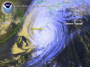 Satellite image of Typhoon Tokage on October 19, 2004