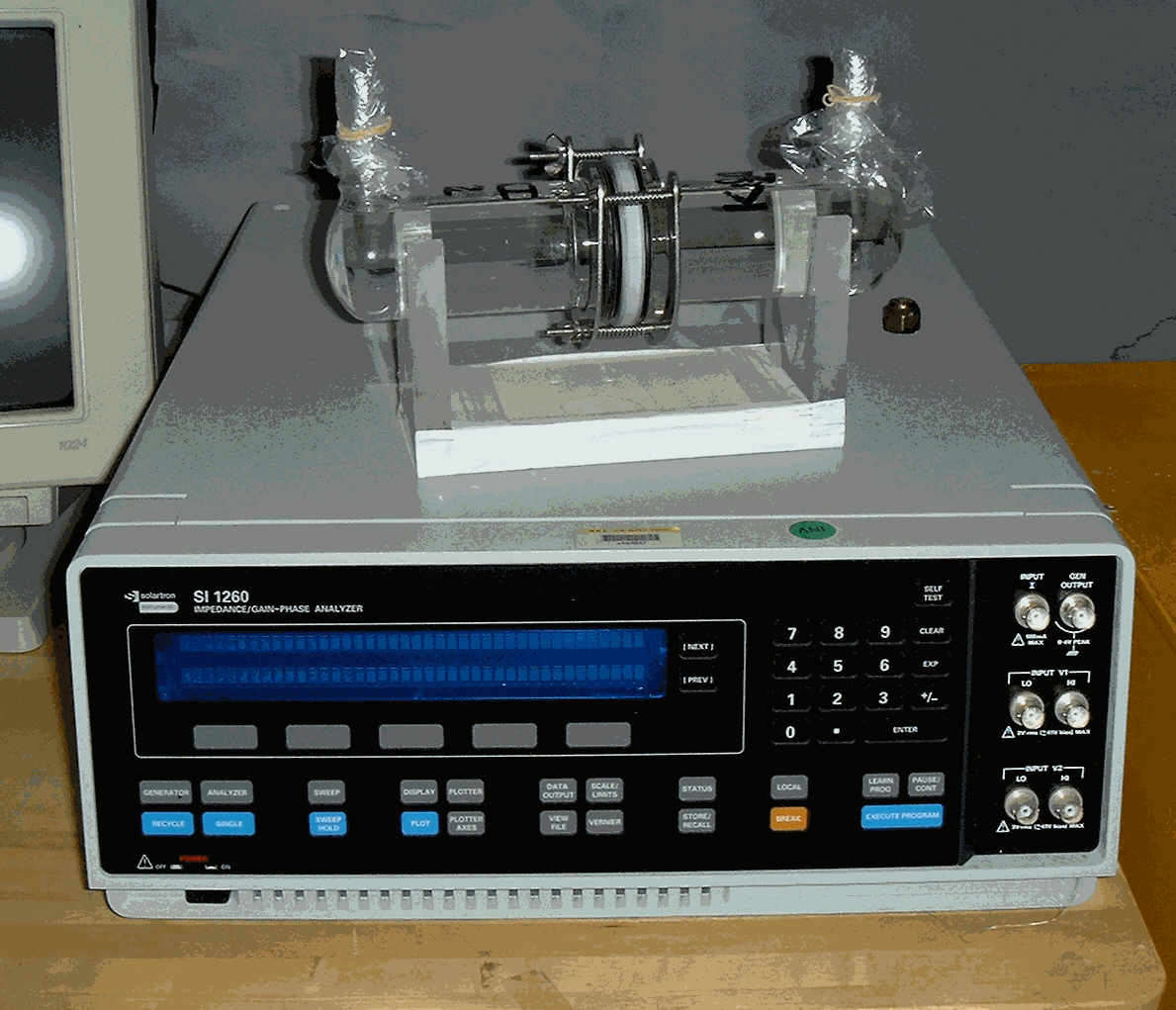 Impedance spectroscopy measurement apparatus