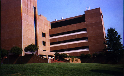 Campus del NIEHS vista desde atrás