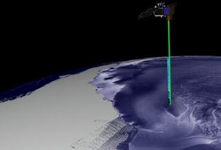 Animation showing ICESat collecting cloud data.
