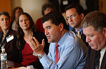 photo of Dr. Zerhouni at the Pioneer Awards Symposium and Press Conference introducing the 2005 award recipients