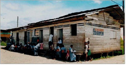 Photo of the El Resposo school in Chocó before renovation.