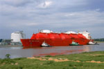 LNG ship docking