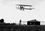 The Wright Model E was a one-seat exhibition machine and the first aircraft with a single propeller.