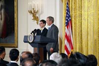 President George W. Bush presented the President’s Volunteer Service Award to Daniel Theodore Ling Kent in a ceremony in the East Room of the White House on May 26, 2005. The ceremony, part of a White House celebration of Asian Pacific American Heritage Month, was also attended by President Yudhoyono of Indonesia.