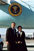 President George W. Bush met Maria Konold-Soto upon arrival in Las Vegas, Nevada, on Tuesday, November 25, 2003. Soto is an active volunteer with the Medical Reserve Corps unit in Las Vegas.