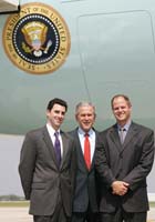 President George W. Bush presented the President’s Volunteer Service Award to Randy Raggio upon arrival in Baton Rouge, Louisiana, on Tuesday, April 22, 2008.  Raggio is a volunteer with Desire Street Academy.   To thank them for making a difference in the lives of others, President Bush honors a local volunteer when he travels throughout the United States.  He has met with more than 600 volunteers, like Raggio, since March 2002.