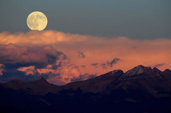Moonrise over the La Plata Mountains. Photo by Eric La Price, Dolores Public Lands 