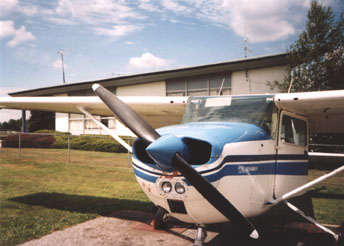 Small planes like this Cessna 172 often still use fixed-pitch propellers.