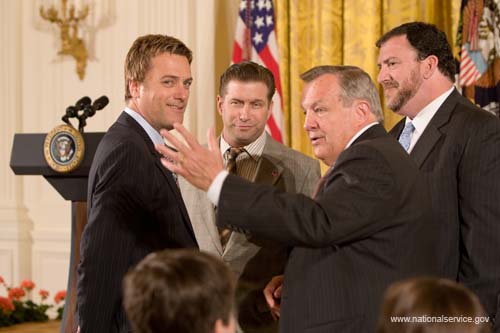 Singer Michael W. Smith, Actor Stephen Baldwin, Peace Corps Director Ron Tschetter, and Corporation for National and Community Service CEO David Eisner meet before a White House event celebrating National Volunteer Week on April 29, 2008. Smith and Baldwin are members of the President's Council on Service and Civic Participation.