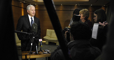 SECRETARY GATES IN UKRAINE – Defense Secretary Robert M. Gates speaks with members of the press after meeting with Turkish National Defense Minister Mehmet Vecdi Gonul in Kyiv, Ukraine, Oct. 21, 2007. Gates and Gonul are in Ukraine to attend the Southeast Europe Defense Ministerial. Defense Dept. photo by Cherie A. Thurlby