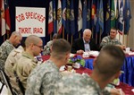 CHENEY IN IRAQ - Click for high resolution Photo