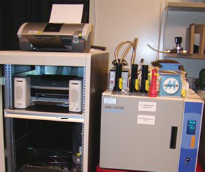 Photo-quality Printer & Mini-incubator with temperature and CO2 control