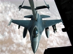 REFUELING OVER IRAQ - Click for high resolution Photo