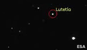 Rosetta tracks asteroid 21-Lutitia in January 2007. (credit: ESA)