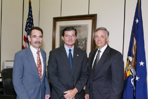 ACCA's Vice President, Public Safety, John Herzog, OSHA's then-Assistant Secretary, John Henshaw, and ACCA's President and CEO, Paul Stalknecht, sign national Alliance on May 8, 2003.