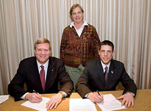 L-R Assistant Secretary Edwin G. Foulke, Jr., USDOL-OSHA; Terry Preston, Atlantic Marine/Alabama Shipyard and Daniel K. Youhas, Manager, Government Affairs, SCA sign Alliance renewal agreement on February 8, 2007