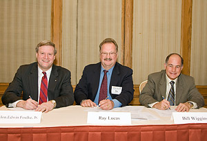 (L to R)  Edwin G. Foulke, Jr., Assistant Secretary, USDOL-OSHA; Ray Lucas, NASF President; and Bill Wiggins, Chair, NASF Government Advisory Committee; sign a National Alliance on May 1, 2007.