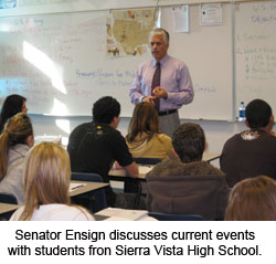 Senator Ensign discusses current events with students from Sierra Vista High School.
