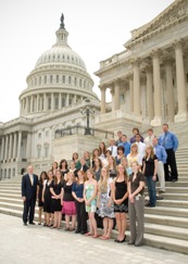 Reid Meets with Students from Close Up Foundation