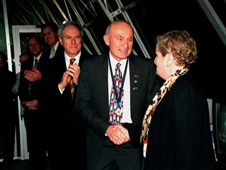 Former Launch Director Bob Sieck talks with then-Secretary of State Madeliene Albright.