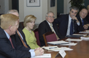 Secy. Gutierrez holds a roundtable discussion with the Woodrow Wilson International Center for Scholars