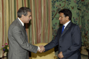 Secretary Carlos Gutierrez Greets Pakistan President Pervez Musharraf