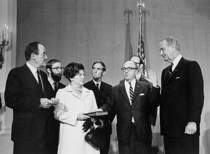 photo of Wilbur Cohen swearing in as Secretary